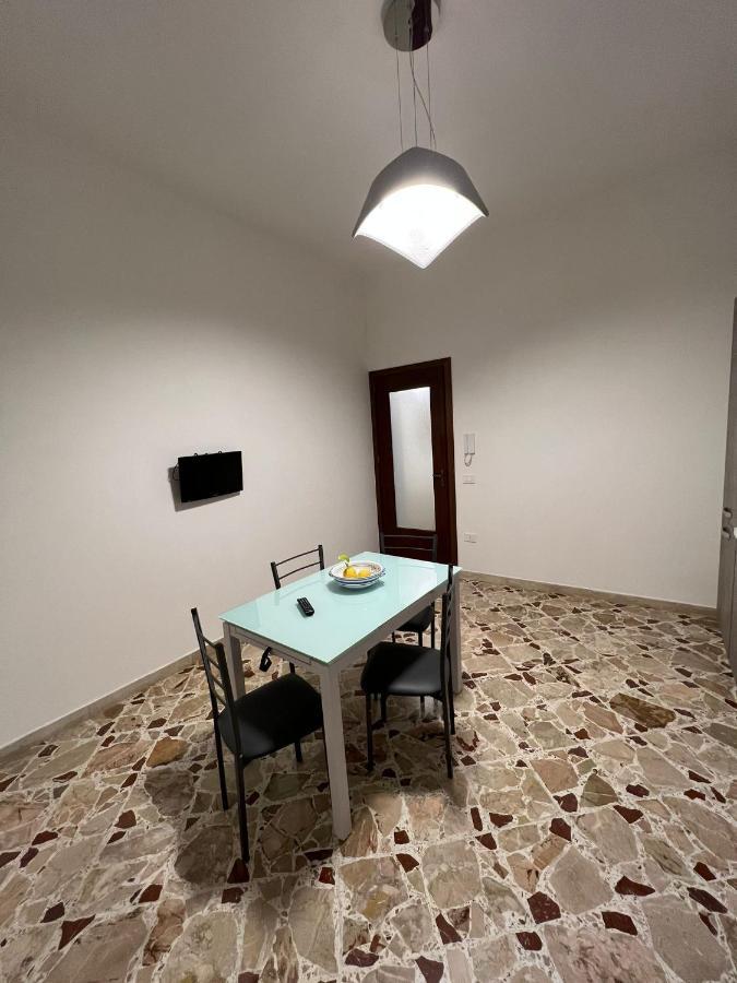 A Due Passi Dal Centro Villa Marsala Exterior photo