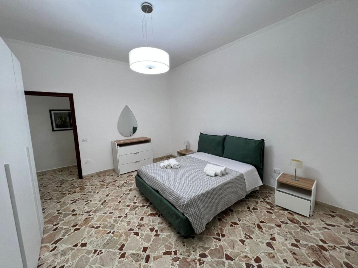 A Due Passi Dal Centro Villa Marsala Exterior photo
